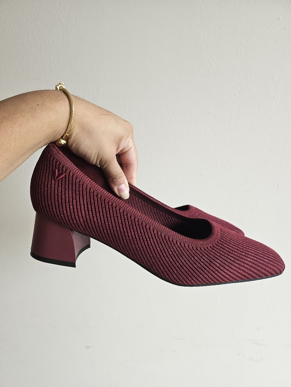Vivaia Burgundy Knitted Block Heel Pump